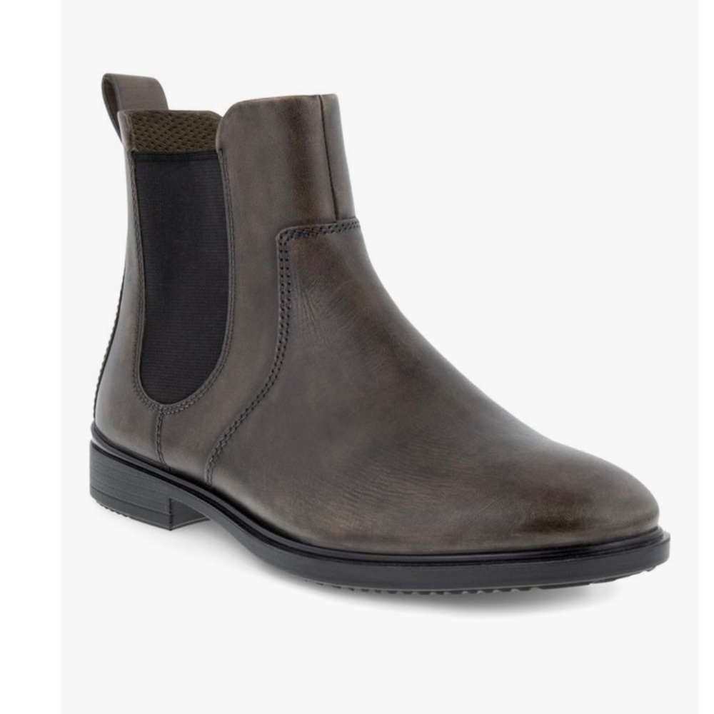 Ecco Warm Gray Touch 15 Leather Chelsea Boot 38 (7-7.5) worn once. New w box